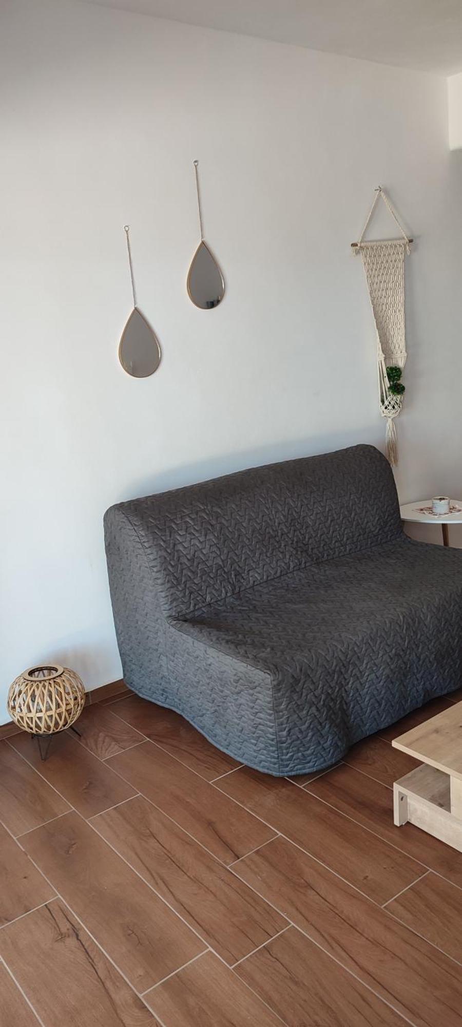 White Lotus Seaside Apartment Kini Exterior photo
